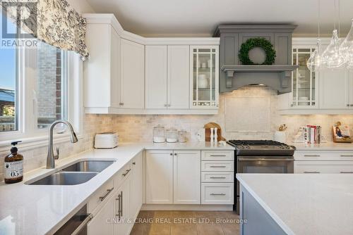 1282 Kettering Drive, Oshawa, ON - Indoor Photo Showing Kitchen With Stainless Steel Kitchen With Double Sink With Upgraded Kitchen