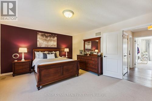 1282 Kettering Drive, Oshawa, ON - Indoor Photo Showing Bedroom