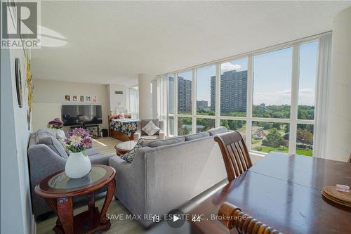 612 - 3 Rowntree Road, Toronto, ON - Indoor Photo Showing Living Room