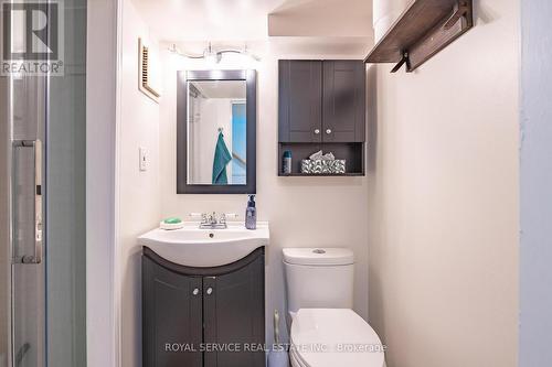 895 Ellesmere Avenue, Peterborough (Northcrest), ON - Indoor Photo Showing Bathroom