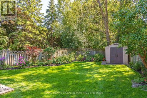 895 Ellesmere Avenue, Peterborough (Northcrest), ON - Outdoor With Backyard