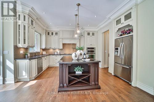 311 Holmes Avenue, Toronto, ON - Indoor Photo Showing Kitchen With Upgraded Kitchen