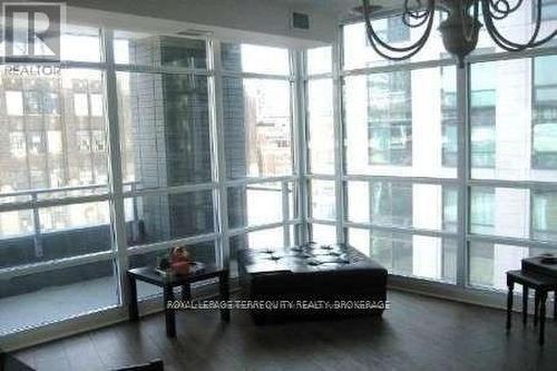 405 - 15 Bruyeres Mews, Toronto, ON - Indoor Photo Showing Other Room