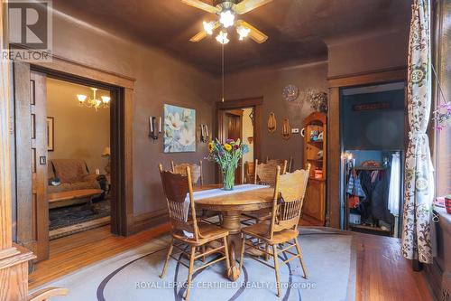 110 Smith Street, Wellington North, ON - Indoor Photo Showing Dining Room