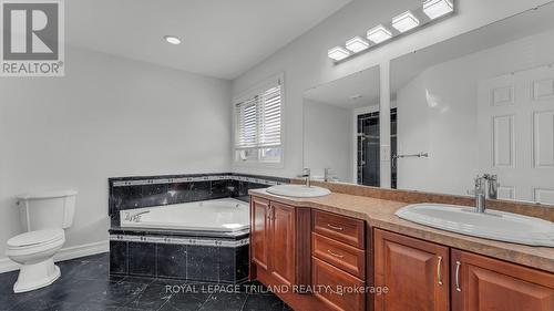 328 Plane Tree Drive, London, ON - Indoor Photo Showing Bathroom