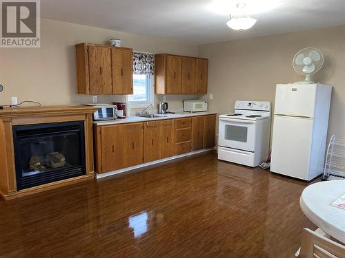 93-38 Little Port Harmon Road, Stephenville, NL - Indoor Photo Showing Kitchen