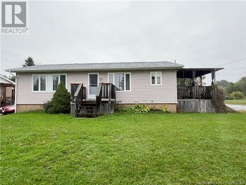 1100 Mercury Street, Bathurst, NB - Outdoor