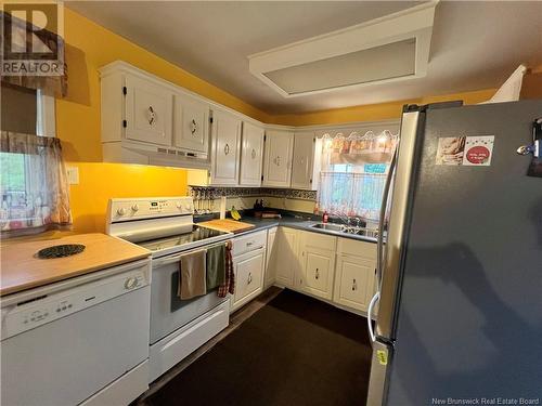 1100 Mercury Street, Bathurst, NB - Indoor Photo Showing Kitchen With Double Sink