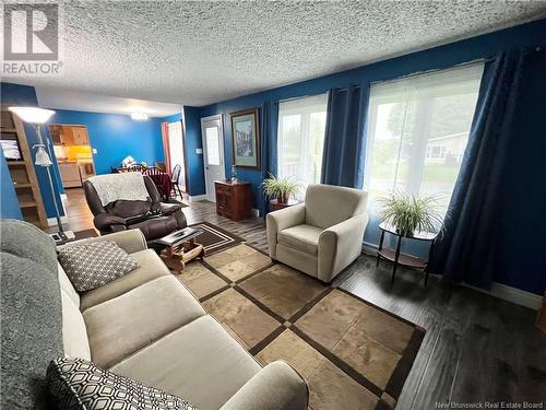 1100 Mercury Street, Bathurst, NB - Indoor Photo Showing Living Room