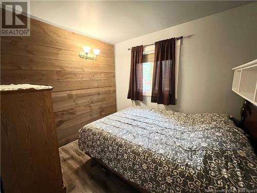 1100 Mercury Street, Bathurst, NB - Indoor Photo Showing Bedroom