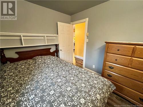 1100 Mercury Street, Bathurst, NB - Indoor Photo Showing Bedroom