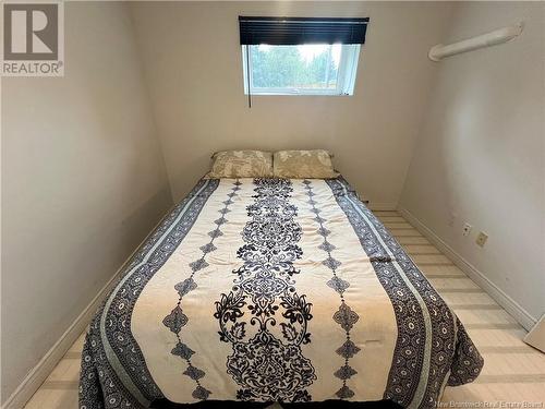 1100 Mercury Street, Bathurst, NB - Indoor Photo Showing Bedroom