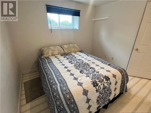 1100 Mercury Street, Bathurst, NB - Indoor Photo Showing Bedroom