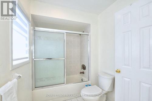 29 Royalpark Way, Vaughan, ON - Indoor Photo Showing Bathroom