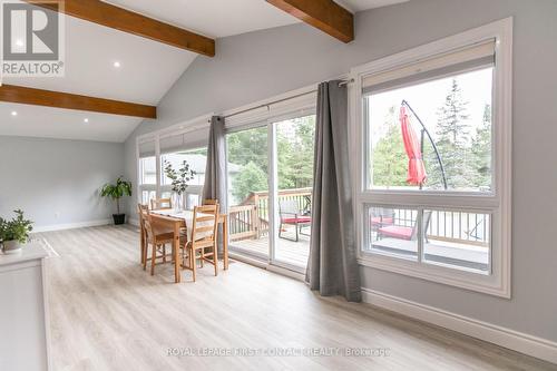 1533 Gill Road, Springwater, ON - Indoor Photo Showing Dining Room