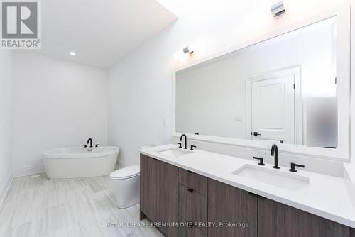 51 - 30 Lunar Crescent, Mississauga, ON - Indoor Photo Showing Bathroom