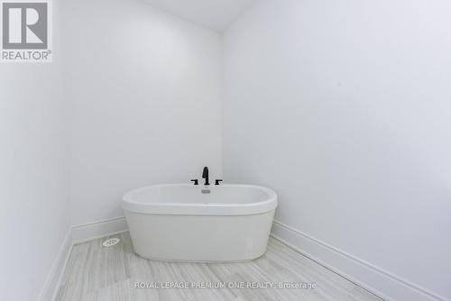 51 - 30 Lunar Crescent, Mississauga, ON - Indoor Photo Showing Bathroom