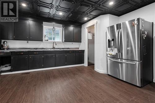 16 Grant Street, Perth, ON - Indoor Photo Showing Kitchen