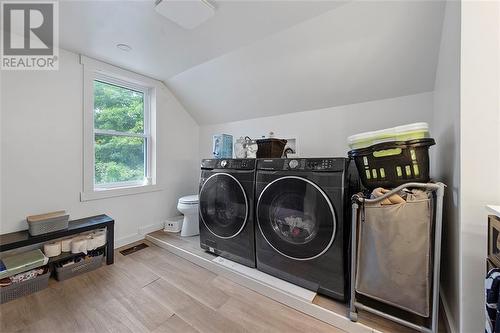 16 Grant Street, Perth, ON - Indoor Photo Showing Laundry Room