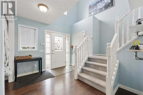 133 Prestwick Mews Se, Calgary, AB - Indoor Photo Showing Other Room