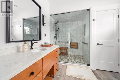 1889 Melrose Road, Tyendinaga, ON - Indoor Photo Showing Bathroom