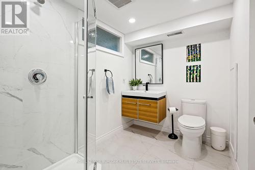 2227 Deyncourt Drive, Burlington, ON - Indoor Photo Showing Bathroom