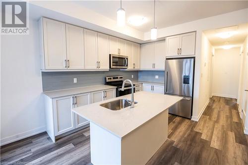 10 Palace Street Unit# C17, Kitchener, ON - Indoor Photo Showing Kitchen With Stainless Steel Kitchen