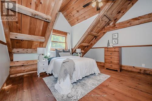 7191 Highway 6, Mapleton, ON - Indoor Photo Showing Bedroom