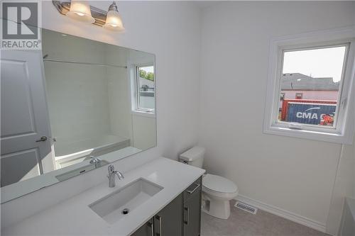 95 Adley Drive, Brockville, ON - Indoor Photo Showing Bathroom