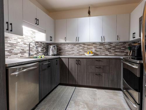 Kitchen - 107-9910 Boul. Gouin E., Montréal (Rivière-Des-Prairies/Pointe-Aux-Trembles), QC - Indoor Photo Showing Kitchen With Upgraded Kitchen