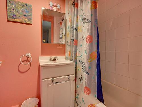 Salle de bains - 539  - 541 Rue Labelle, Saint-Jérôme, QC - Indoor Photo Showing Bathroom