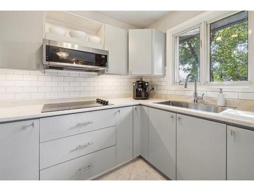 Kitchen - 520 Rue Léveillé, Gatineau (Gatineau), QC - Indoor Photo Showing Kitchen With Double Sink