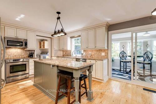 1309 Adjala Tecumseth Line, New Tecumseth, ON - Indoor Photo Showing Kitchen With Stainless Steel Kitchen With Upgraded Kitchen