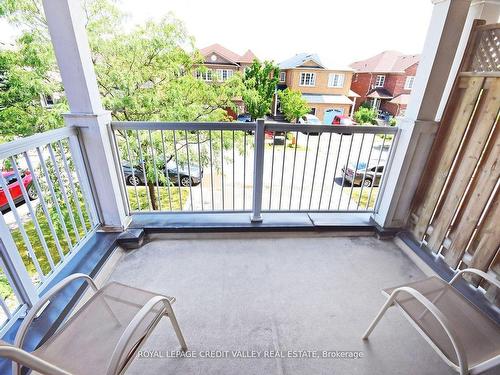 5638 Longboat Ave, Mississauga, ON - Outdoor With Balcony