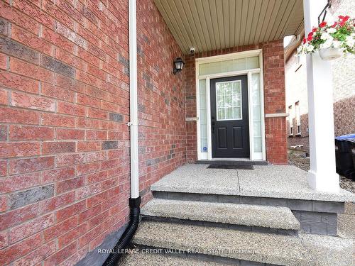 5638 Longboat Ave, Mississauga, ON - Outdoor With Exterior