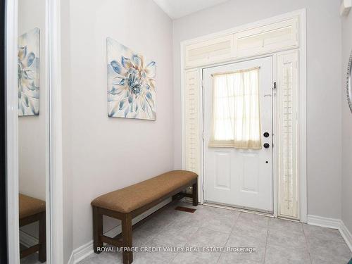 5638 Longboat Ave, Mississauga, ON - Indoor Photo Showing Other Room