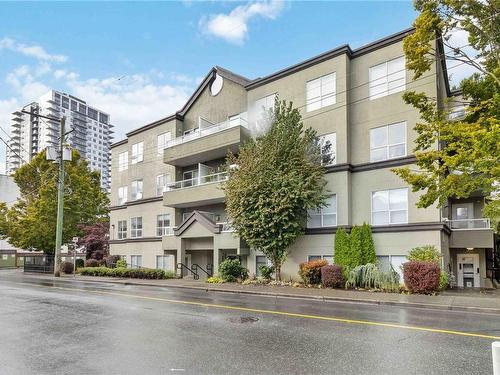 302-832 Fisgard St, Victoria, BC - Outdoor With Balcony With Facade