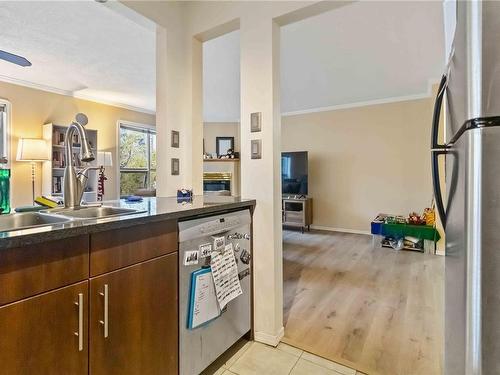 302-832 Fisgard St, Victoria, BC - Indoor Photo Showing Kitchen With Double Sink