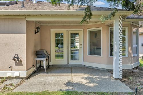 5-1201 Cameron Avenue, Kelowna, BC - Outdoor With Deck Patio Veranda