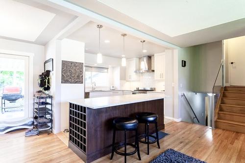 2653 Gore Street, Kelowna, BC - Indoor Photo Showing Kitchen With Upgraded Kitchen