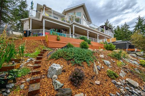 10546 Pinecrest Road, Vernon, BC - Outdoor