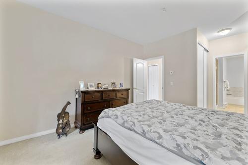 106-1964 Enterprise Way, Kelowna, BC - Indoor Photo Showing Bedroom