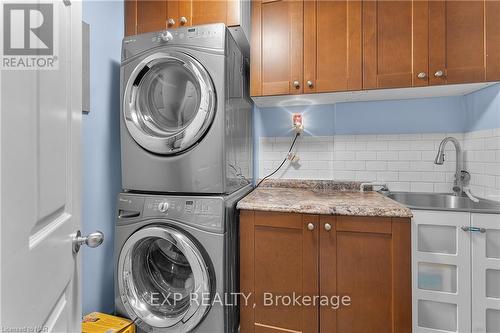 103 - 5753 Morrison Street, Niagara Falls, ON - Indoor Photo Showing Laundry Room