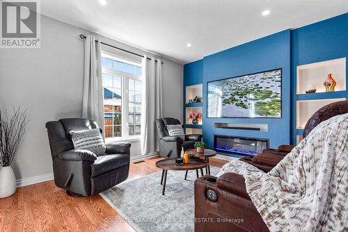 448 Whitby Shores Green Way, Whitby (Port Whitby), ON - Indoor Photo Showing Living Room