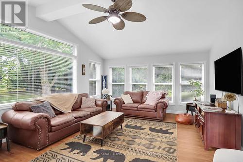 71236 Sandra Street, Bluewater (Hay Twp), ON - Indoor Photo Showing Living Room