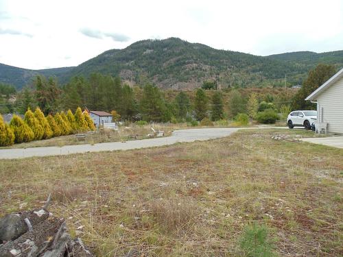 Lot 3 Waterloo Road, Castlegar, BC 