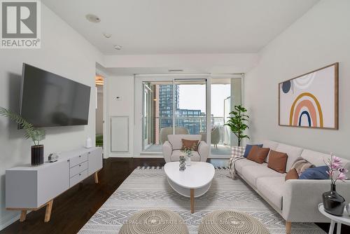 808 - 125 Western Battery Road, Toronto, ON - Indoor Photo Showing Living Room