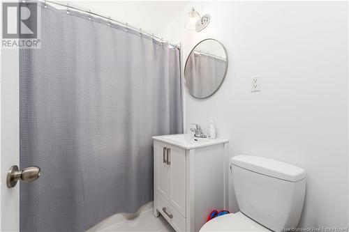 55 Poirier, Moncton, NB - Indoor Photo Showing Bathroom