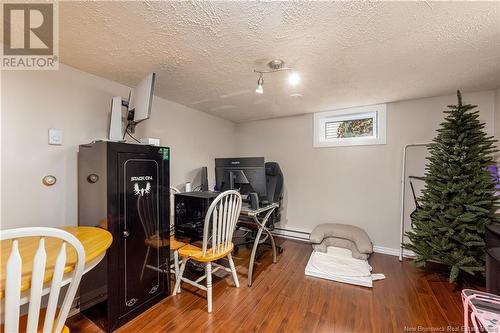 55 Poirier, Moncton, NB - Indoor