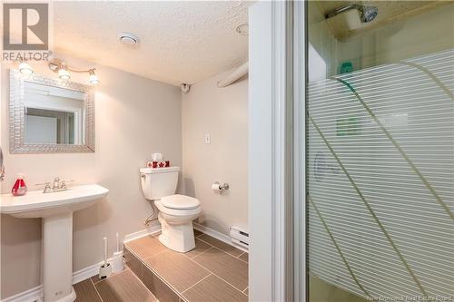 55 Poirier, Moncton, NB - Indoor Photo Showing Bathroom